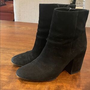 Vince Camino Black Suede Ankle Boots size 8